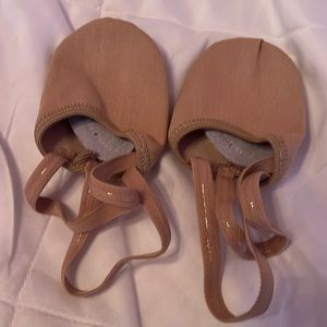 Tan Half sole ballet shoe size small (kids 1-3) brand new never worn